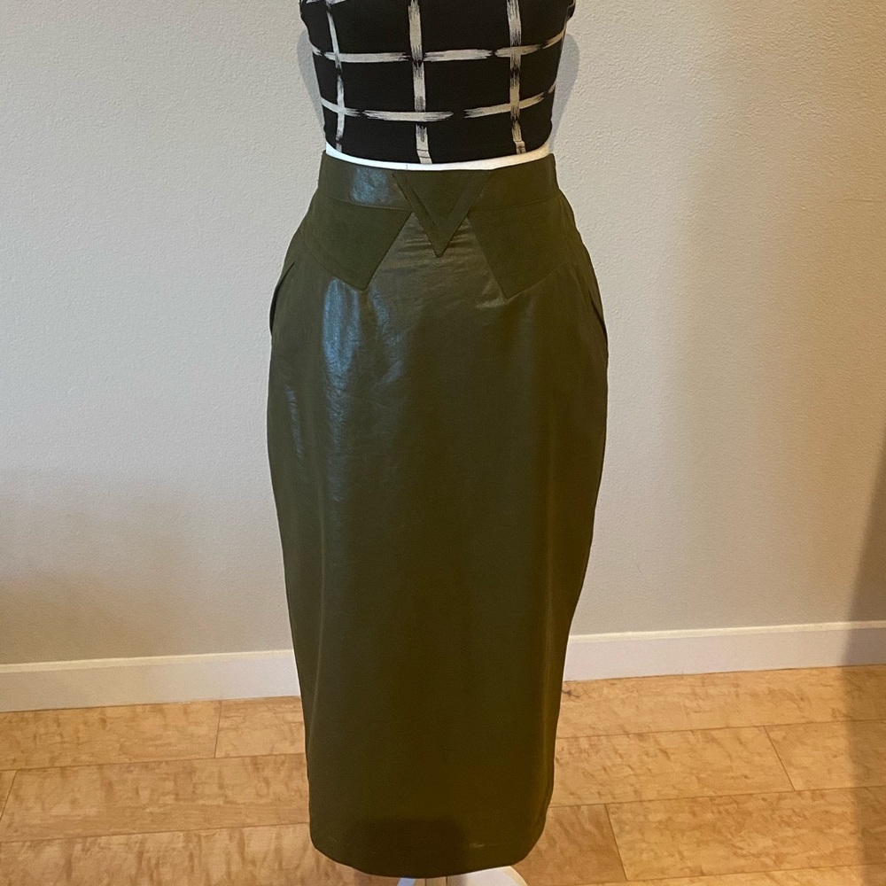 Olive Two Toned Pencil Skirt